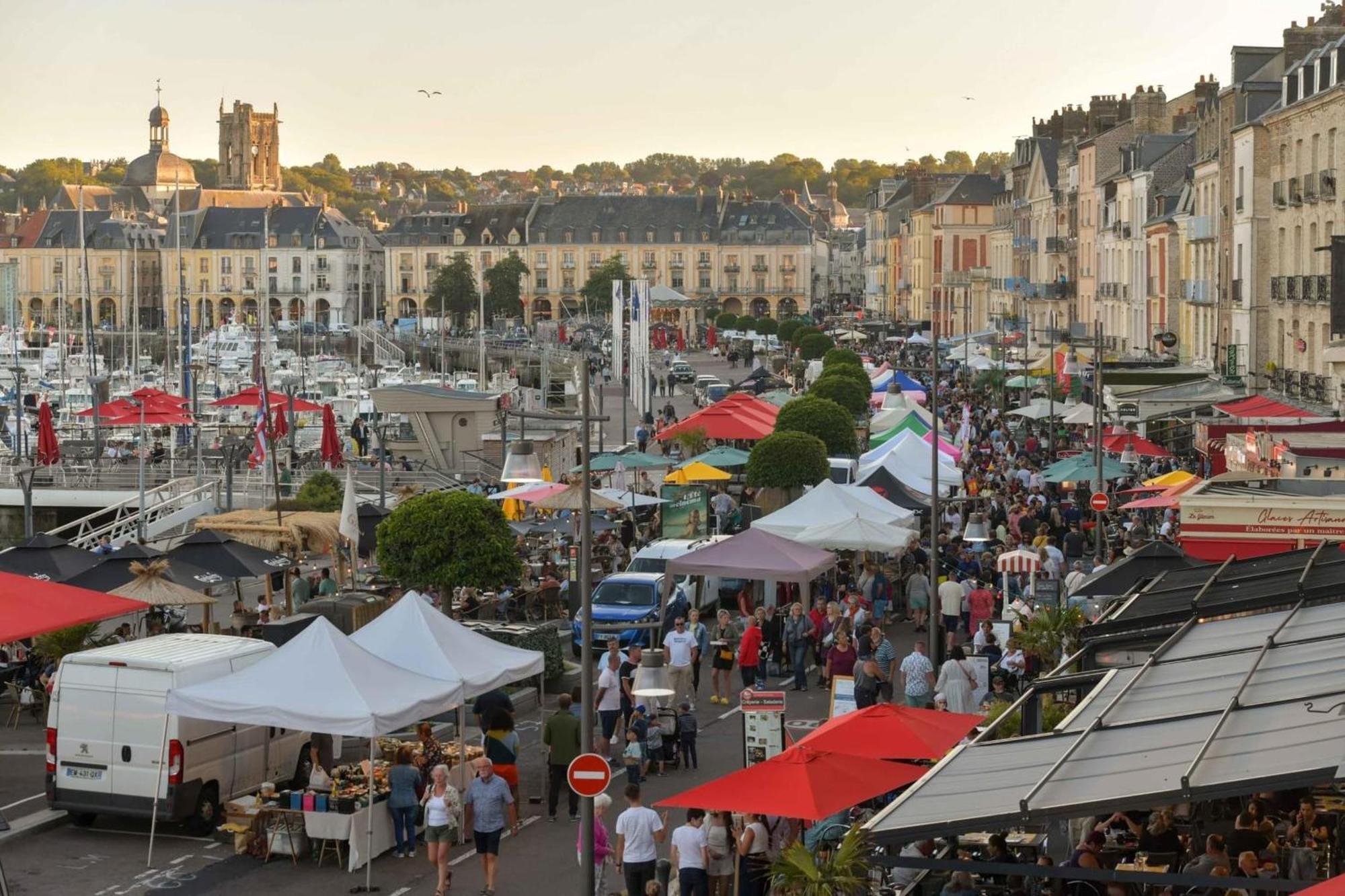 Appartamento Entre Port et Mer au 1er étage Dieppe Esterno foto
